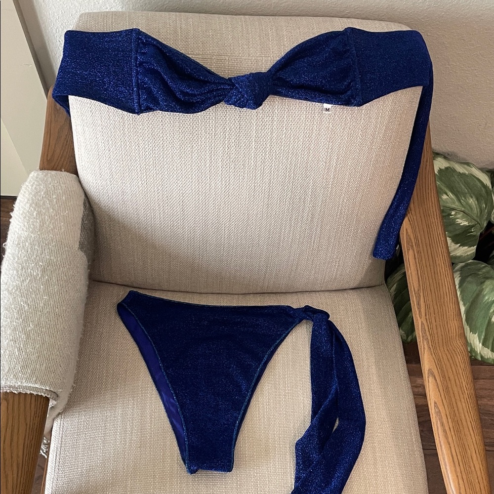 Oseree Shimmery Navy Blue Bandeau Bikini Set with Tie Details